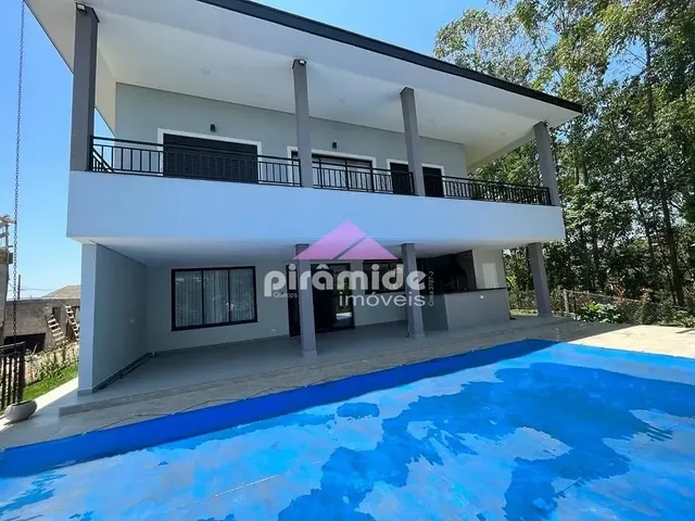 Casa com 1036m² 4 quartos e 6 banheiros, à venda, no bairro Jambeiro em Jambeiro