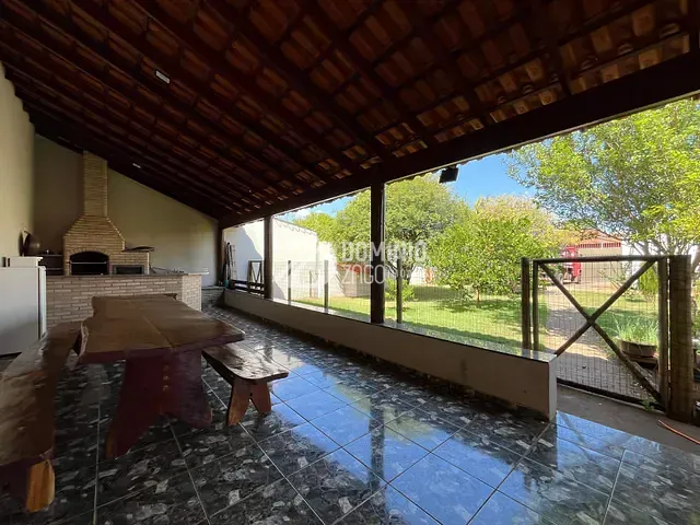 Casa 3 quartos e 4 banheiros, à venda, no bairro Jardim Uberaba em Uberaba