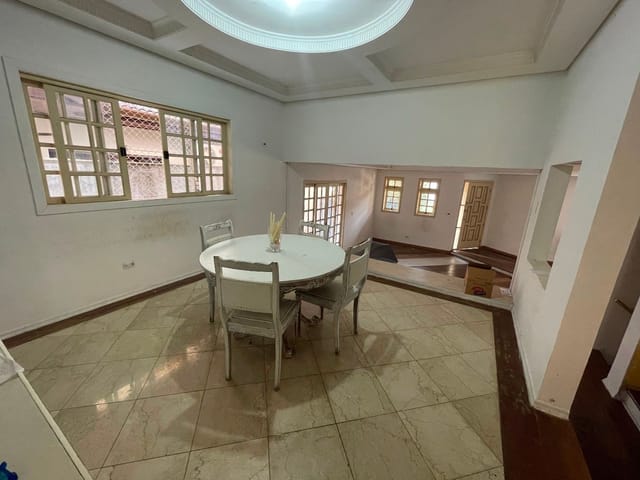 Casa com 360m² 4 quartos e 5 banheiros, à venda, no bairro Urbanova em São José dos Campos