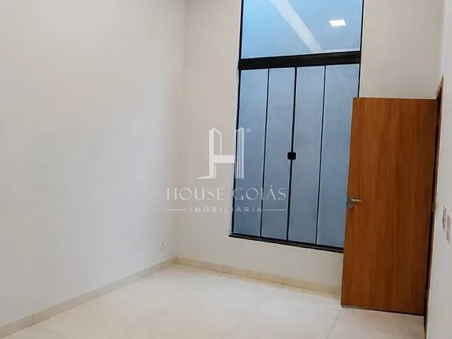 Casa com 202m² 3 quartos e 2 banheiros, à venda, no bairro Jardim Buriti Sereno em Aparecida de Goiânia