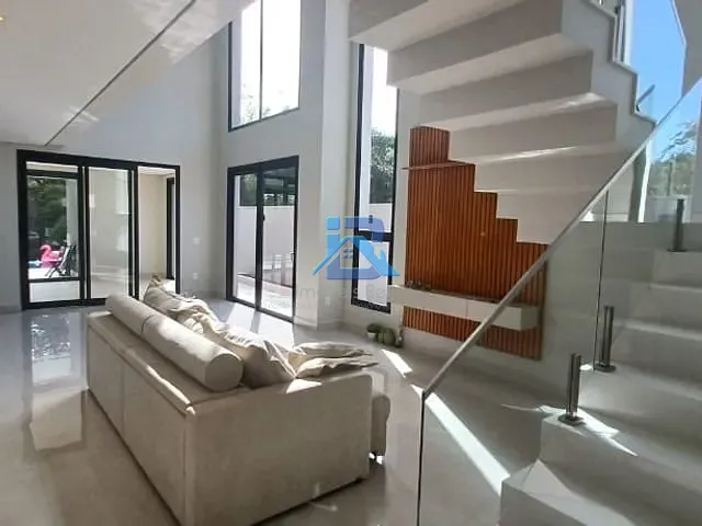 Casa com 380m² 3 quartos e 4 banheiros, à venda, no bairro Residencial Fazenda Santa Rosa - Fase 1 em Itatiba