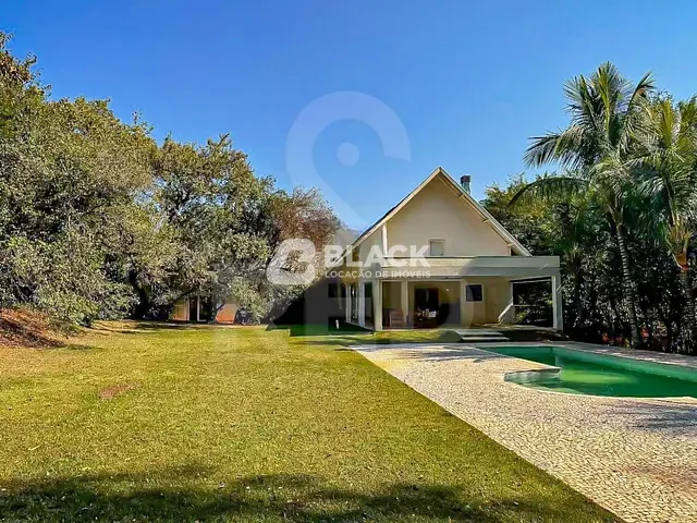 Casa com 2889m² 4 quartos e 7 banheiros, à venda ou para alugar, no bairro Condomínio Terras de São José I em Itu