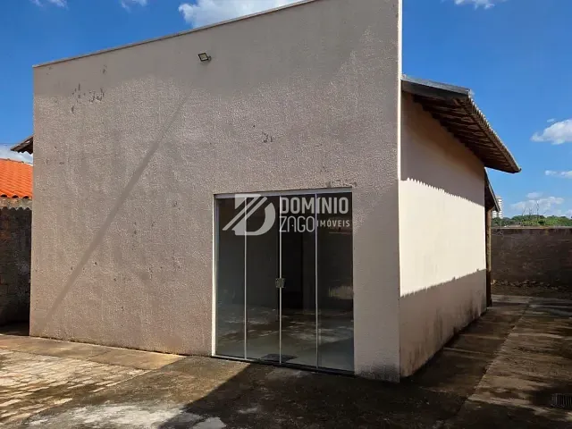 Casa 2 quartos e 1 banheiro, à venda, no bairro Oneida Mendes II em Uberaba