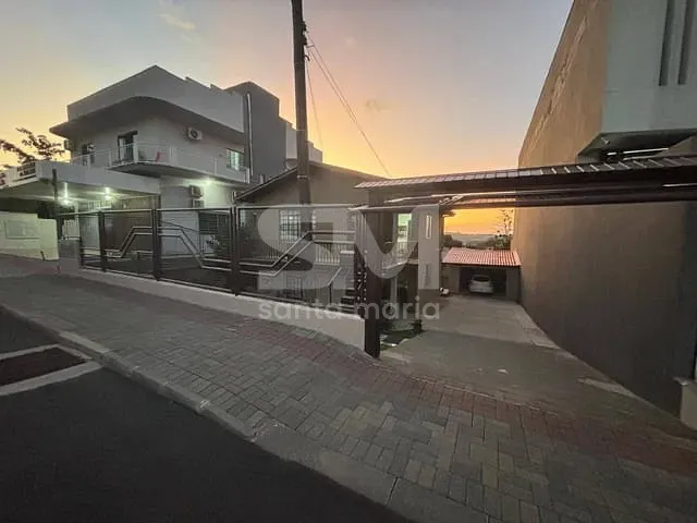Casa com 393m² 5 quartos e 2 banheiros, à venda, no bairro Bela Vista em Chapecó