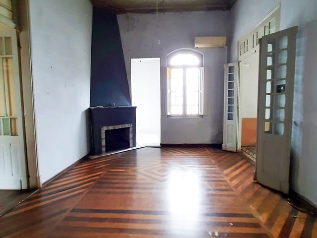 Casa 5 quartos e 3 banheiros, à venda, no bairro Centro em Pelotas