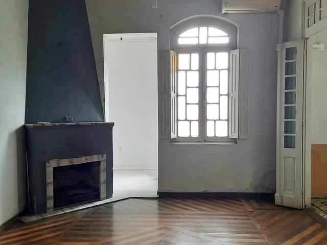 Casa 5 quartos e 3 banheiros, à venda, no bairro Centro em Pelotas