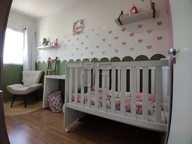 Casa 3 quartos e 3 banheiros, à venda, no bairro Parque das Indústrias em Londrina