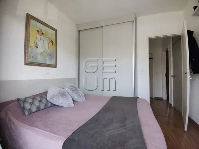 Casa 3 quartos e 3 banheiros, à venda, no bairro Parque das Indústrias em Londrina