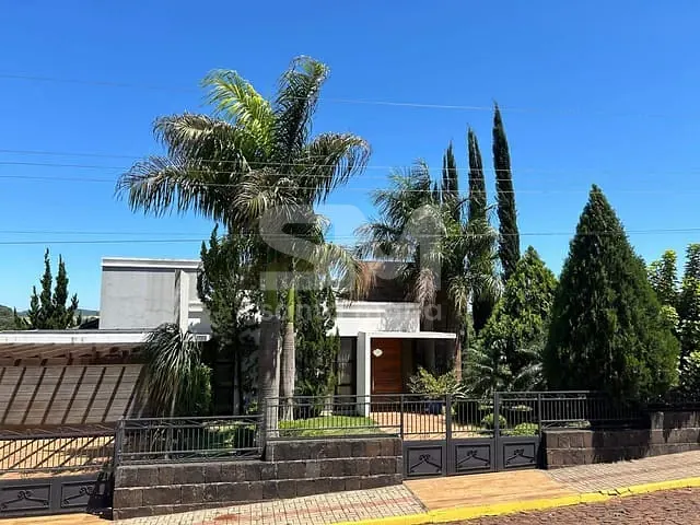 Casa com 1241m² 2 quartos e 1 banheiro, à venda, no bairro Espelho das Águas em Chapecó