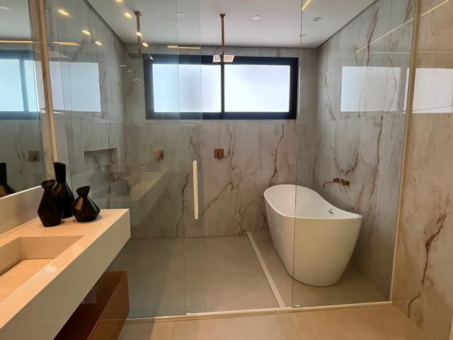Casa com 483m² 6 quartos e 7 banheiros, à venda, no bairro Riviera de São Lourenço em Bertioga