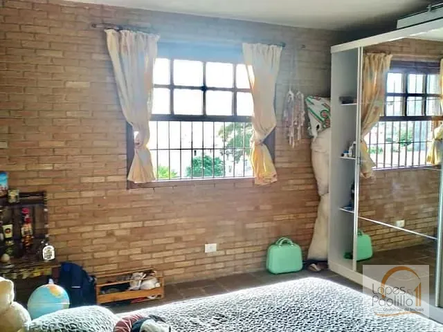 Casa com 270m² 3 quartos e 1 banheiro, à venda, no bairro Vila Junqueira em Atibaia