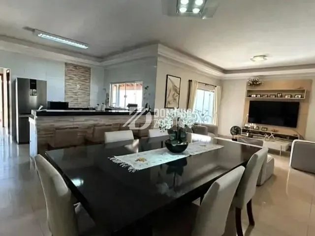 Casa 4 quartos e 4 banheiros, à venda, no bairro Residencial Mário de Almeida Franco em Uberaba