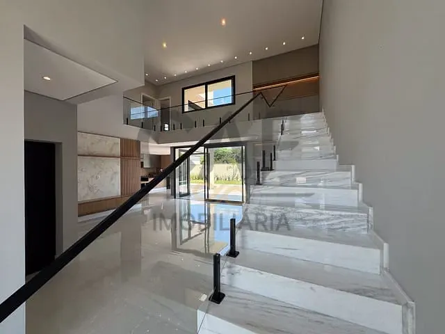 Casa 3 quartos e 5 banheiros, à venda, no bairro Residencial Tamboré em Jaguariúna