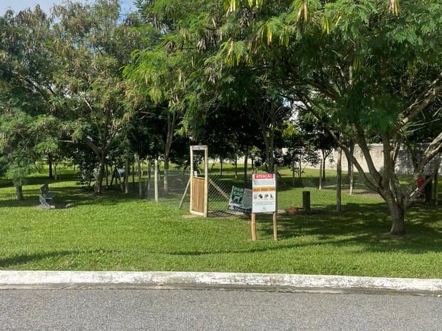 Casa com 405m² 3 quartos e 3 banheiros, à venda, no bairro Condomínio Real Ville em Pindamonhangaba