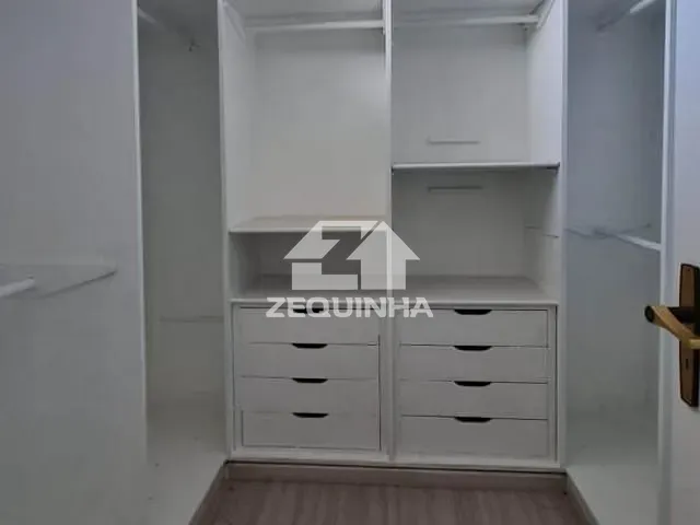 Casa com 850m² 5 quartos e 8 banheiros, à venda, no bairro Alphaville em Santana De Parnaiba