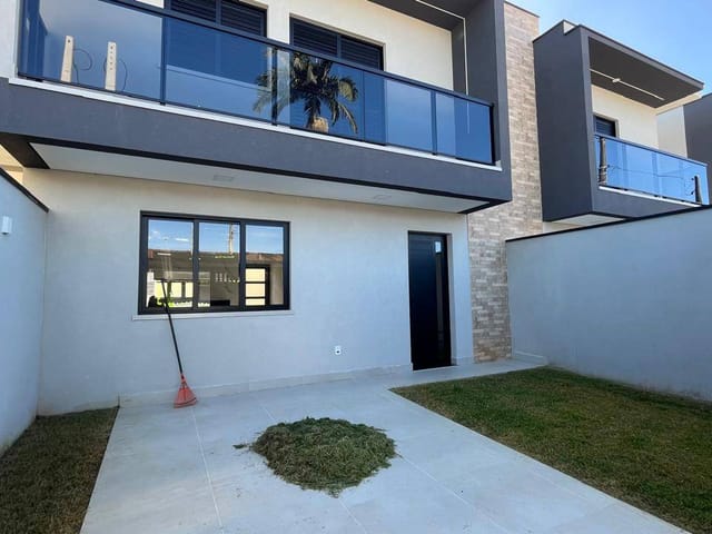 Casa 3 quartos e 4 banheiros, à venda, no bairro Centro em Bertioga