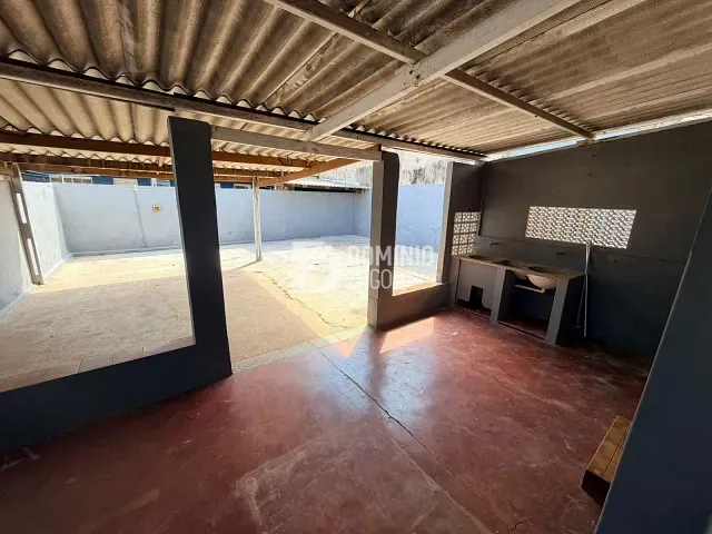 Casa 2 quartos e 1 banheiro, à venda, no bairro Parque das Américas em Uberaba