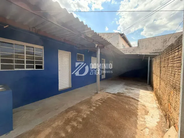 Casa 2 quartos e 1 banheiro, à venda, no bairro Parque das Américas em Uberaba