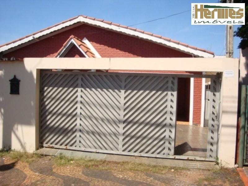 Casa, 3 quartos, 188 m² - Foto 1