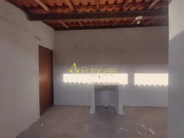 Casa com 188m² 2 quartos e 1 banheiro, à venda ou para alugar, no bairro Residencial Vale das Acácias em Pindamonhangaba