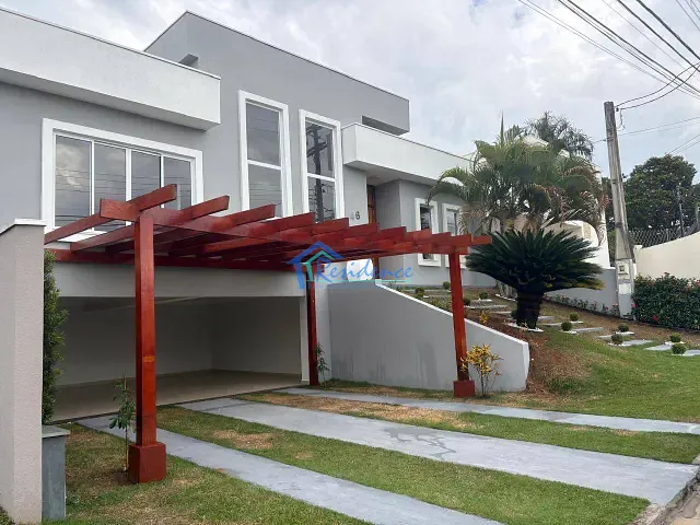Casa com 364m² 3 quartos e 4 banheiros, à venda ou para alugar, no bairro Vila Inglesa em Indaiatuba