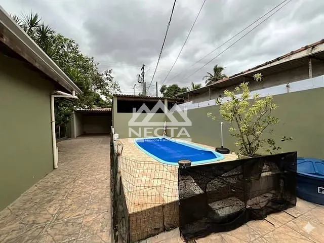 Casa com 300m² 5 quartos e 3 banheiros, à venda, no bairro Loteamento Jardim Aruan em Caraguatatuba
