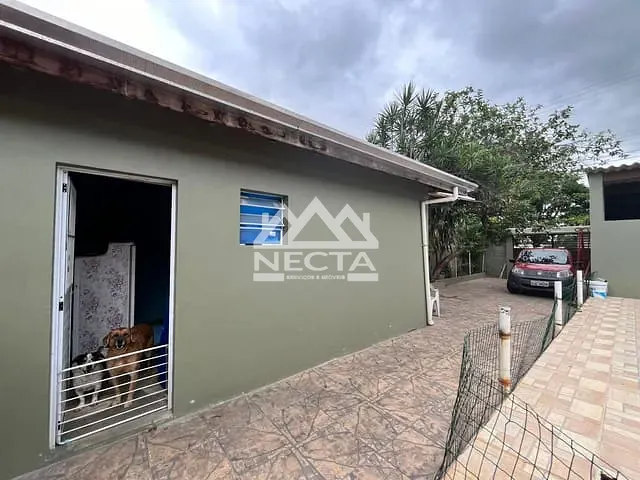 Casa com 300m² 5 quartos e 3 banheiros, à venda, no bairro Loteamento Jardim Aruan em Caraguatatuba