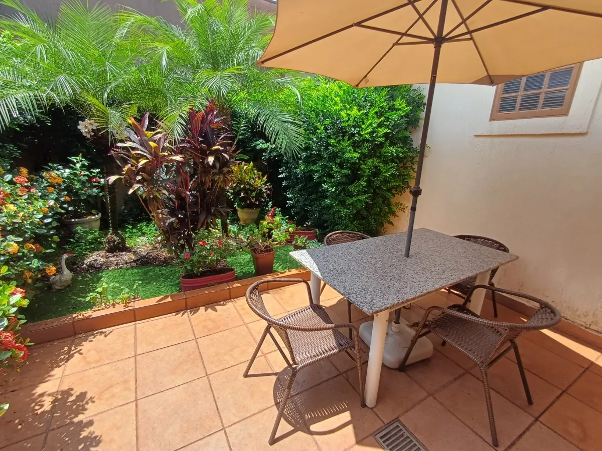 Casa para venda em Jardim Manoel Penna com 3 quartos, sendo 2 suítes , 147m²