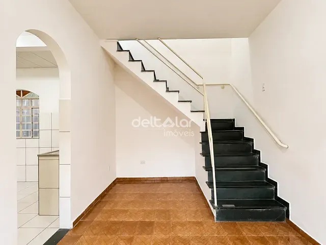 Casa com 70m² 2 quartos e 2 banheiros, para alugar, no bairro Piratininga (Venda Nova) em Belo Horizonte
