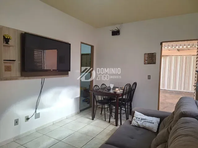 Casa com 300m² 3 quartos e 1 banheiro, à venda, no bairro Boa Vista em Uberaba