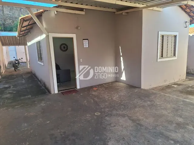 Casa com 300m² 3 quartos e 1 banheiro, à venda, no bairro Boa Vista em Uberaba