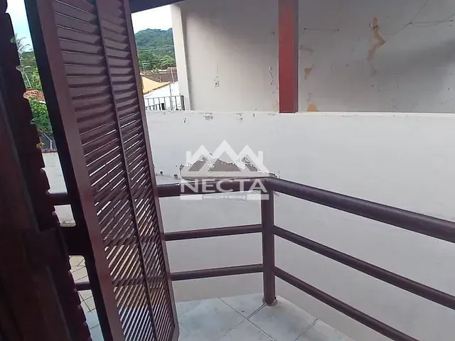 Casa com 120m² 2 quartos e 2 banheiros, à venda, no bairro Martim de Sá em Caraguatatuba