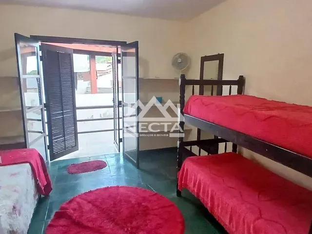 Casa com 120m² 2 quartos e 2 banheiros, à venda, no bairro Martim de Sá em Caraguatatuba
