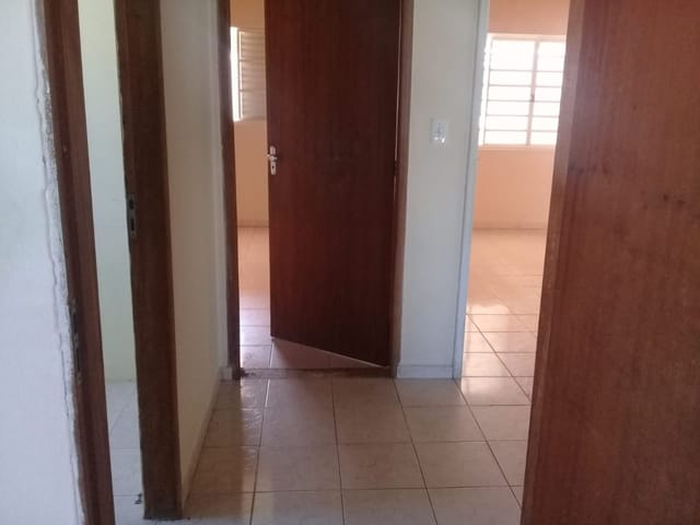 Casa com 250m² 2 quartos e 1 banheiro, à venda, no bairro Santa Luzia em Guaratinguetá
