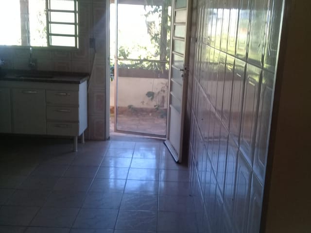 Casa com 250m² 2 quartos e 1 banheiro, à venda, no bairro Santa Luzia em Guaratinguetá