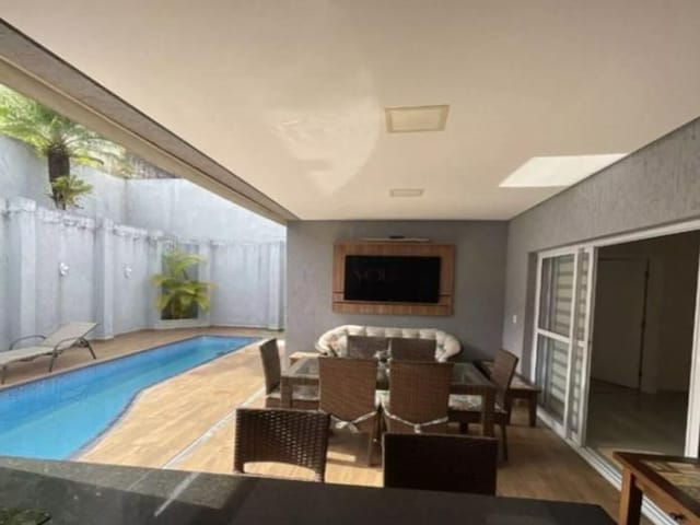 Casa com 360m² 4 quartos e 5 banheiros, à venda, no bairro Alphaville em Santana de Parnaíba