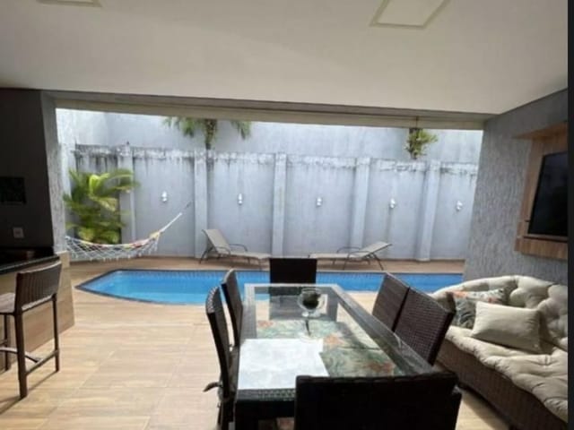 Casa com 360m² 4 quartos e 5 banheiros, à venda, no bairro Alphaville em Santana de Parnaíba