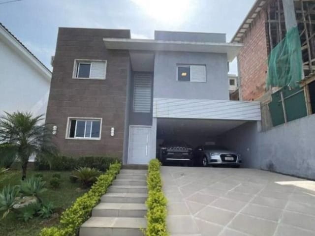 Casa com 360m² 4 quartos e 5 banheiros, à venda, no bairro Alphaville em Santana de Parnaíba