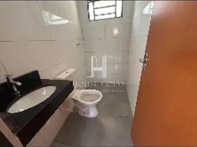 Casa com 225m² 2 quartos e 1 banheiro, à venda, no bairro Residencial Lago Azul II em Goianira