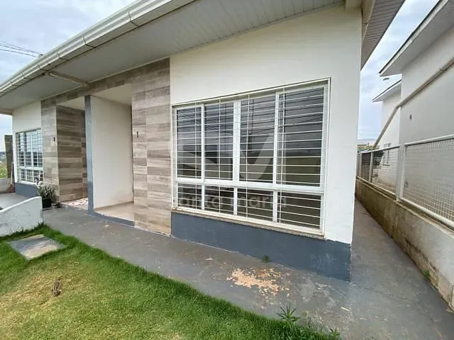 Casa com 360m² 2 quartos e 1 banheiro, à venda, no bairro Autódromo em Chapecó