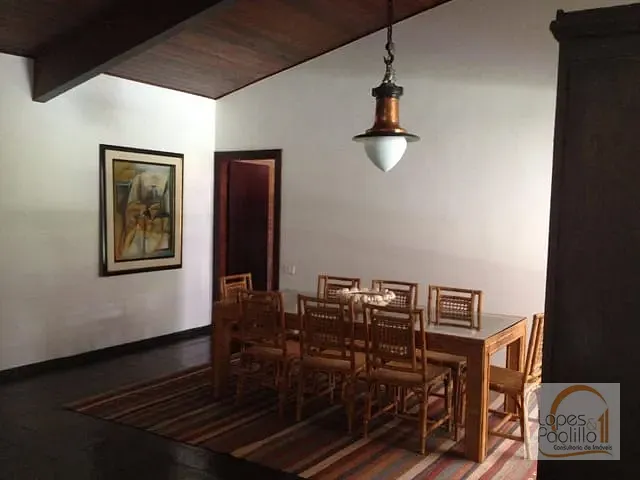 Casa com 6m² 5 quartos e 7 banheiros, à venda, no bairro Vila Santista em Atibaia