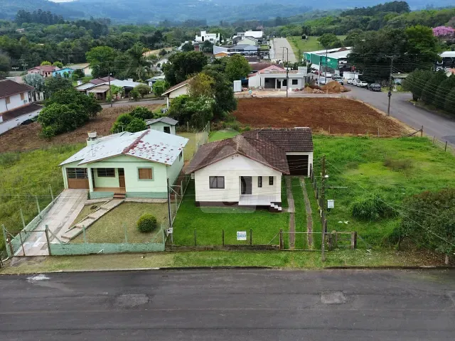 Casa 2 quartos e 1 banheiro, à venda, no bairro Teutonia em Teutônia