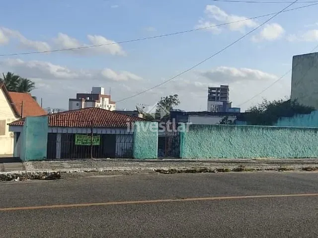 Casa com 540m² 5 quartos e 3 banheiros, à venda, no bairro Centenário em Campina Grande