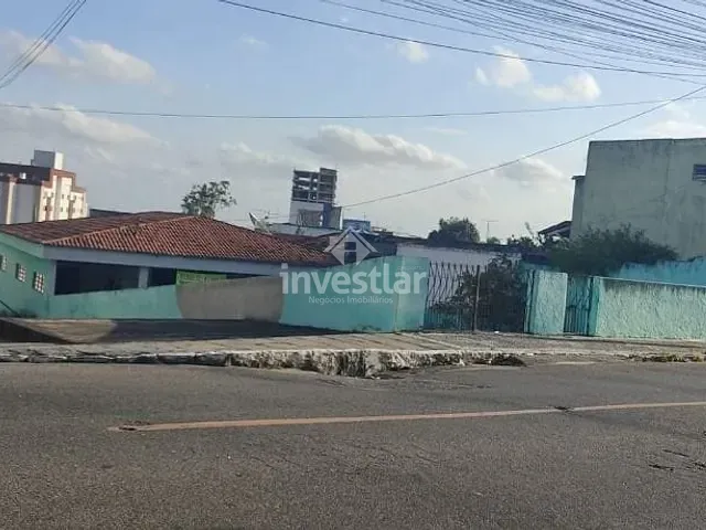 Casa com 540m² 5 quartos e 3 banheiros, à venda, no bairro Centenário em Campina Grande