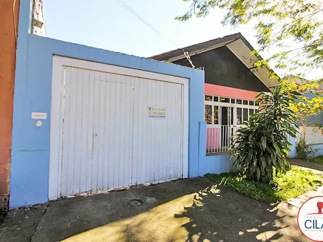 Casa 2 quartos e 1 banheiro, para alugar, no bairro Rebouças em Curitiba