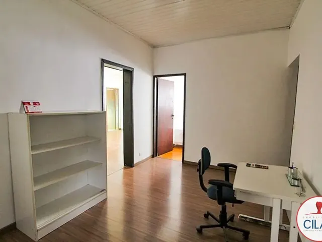 Casa 2 quartos e 1 banheiro, para alugar, no bairro Rebouças em Curitiba