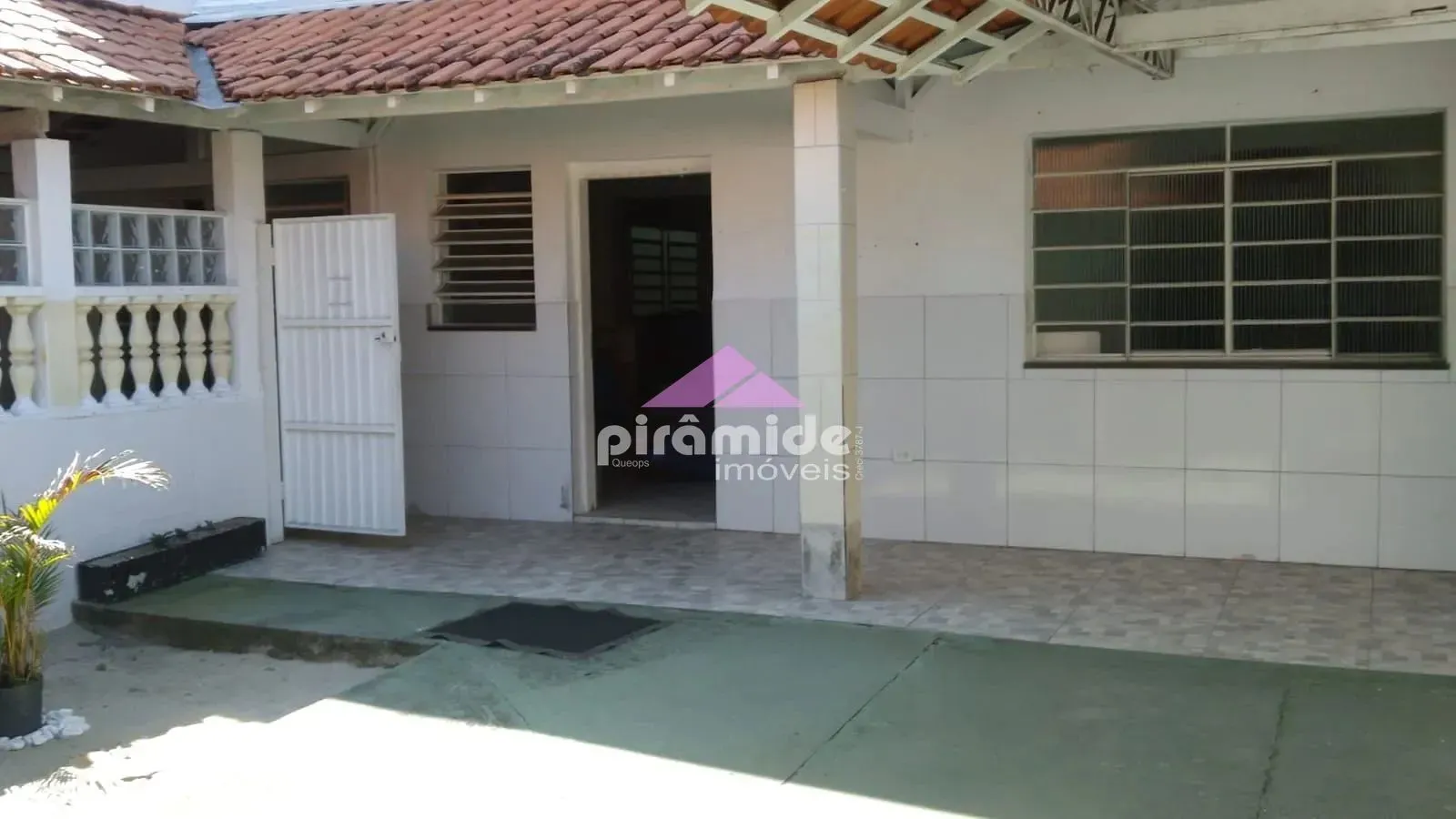 Casa, 3 quartos, 318 m² - Foto 1