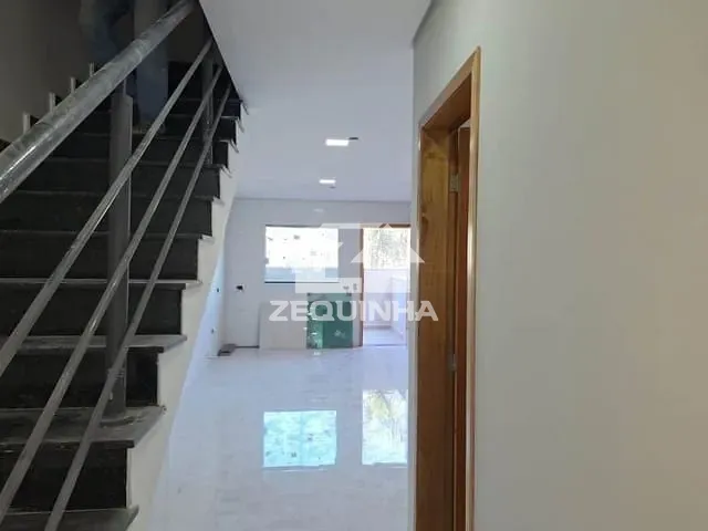 Casa com 125m² 3 quartos e 4 banheiros, à venda, no bairro Umuarama em Osasco