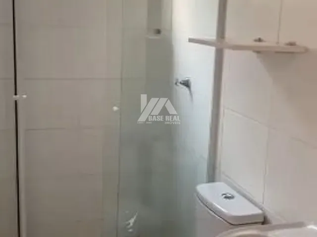 Casa 3 quartos e 1 banheiro, à venda, no bairro Cará-Cará em Ponta Grossa