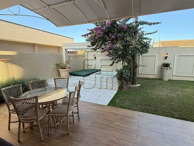 Casa com 252m² 3 quartos e 3 banheiros, à venda, no bairro Jardim Ecoville I em Cambé